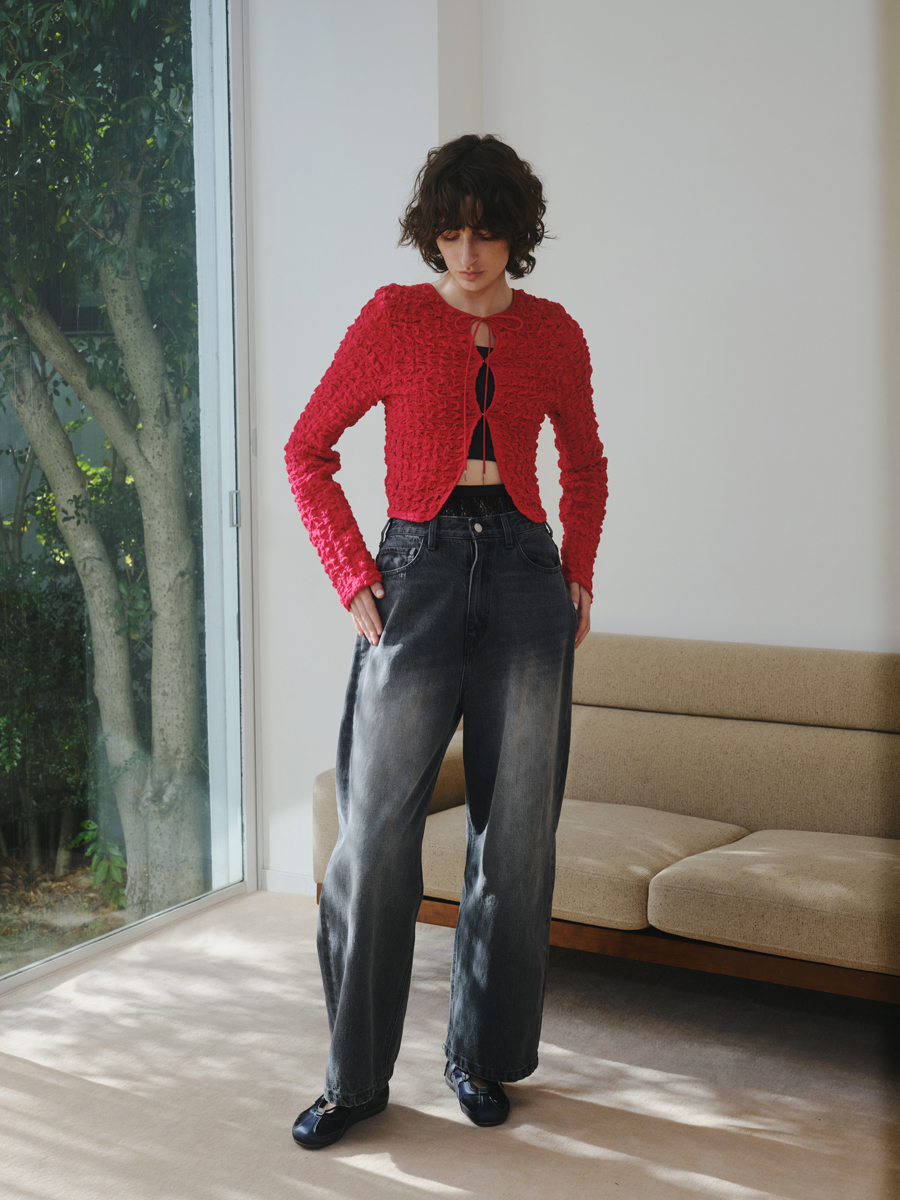 emmi×PUMA別注「SPEEDCAT」が登場。サテンネイビーで魅せる大人の春スニーカー