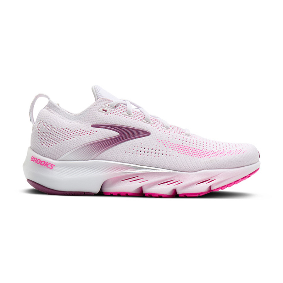 ブルックス新作「Glycerin FLEX」が登場。厚底の常識を変える“柔軟なクッション”の真価