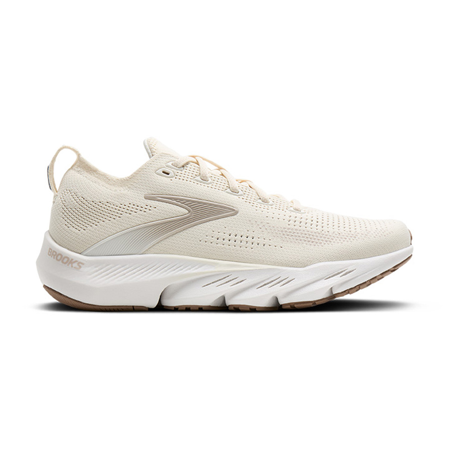 ブルックス新作「Glycerin FLEX」が登場。厚底の常識を変える“柔軟なクッション”の真価