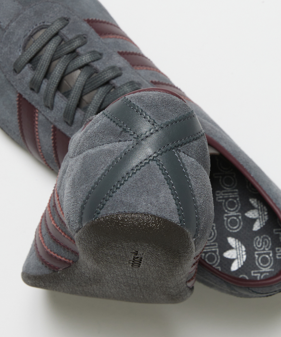 JS別注adidas TOKYO登場。絶妙グレー×バーガンディーで差がつく大人の休日靴