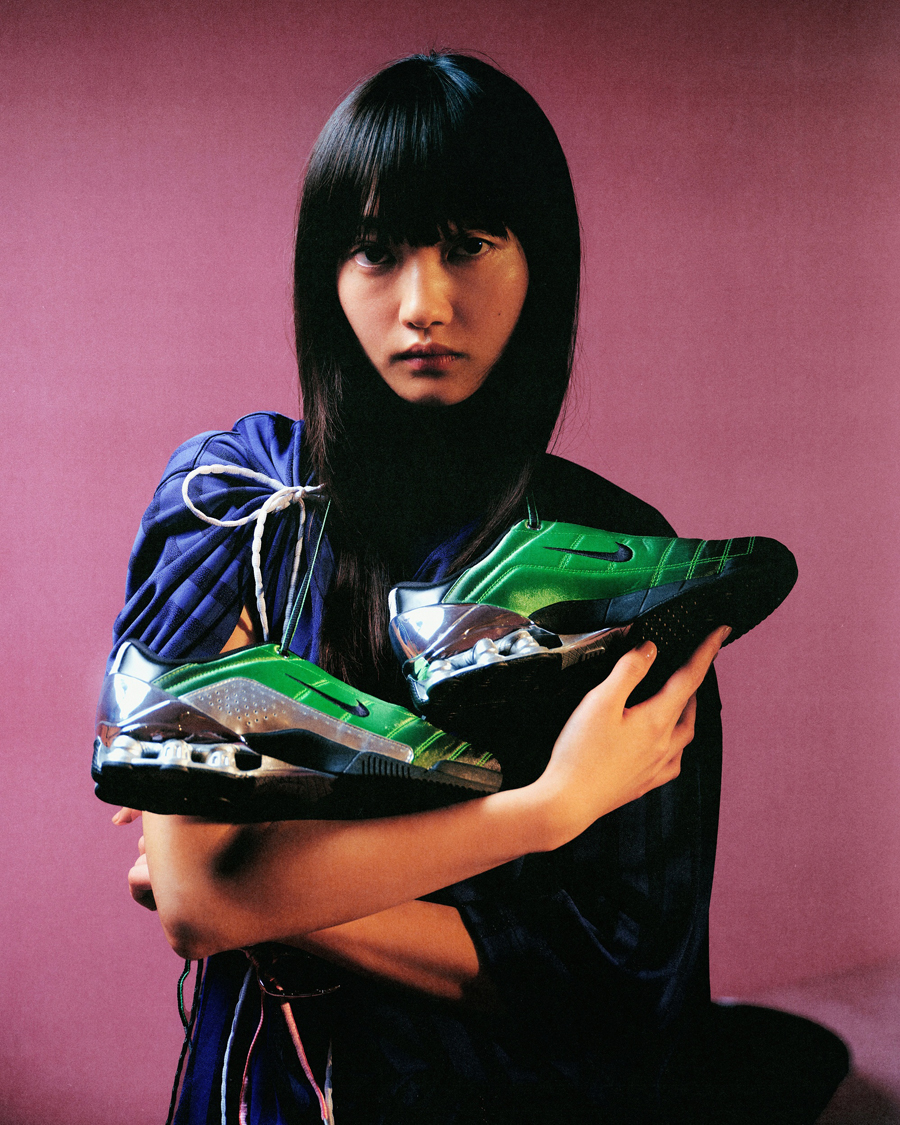 Forget-me-nots × NIKE「T90 SHOX MAGIA SP FMN」代官山発、リオのカーニバルを足元に解放する一足③